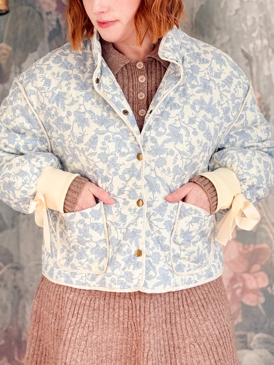 Willowmere Toile Blue Quilt Jacket ￼